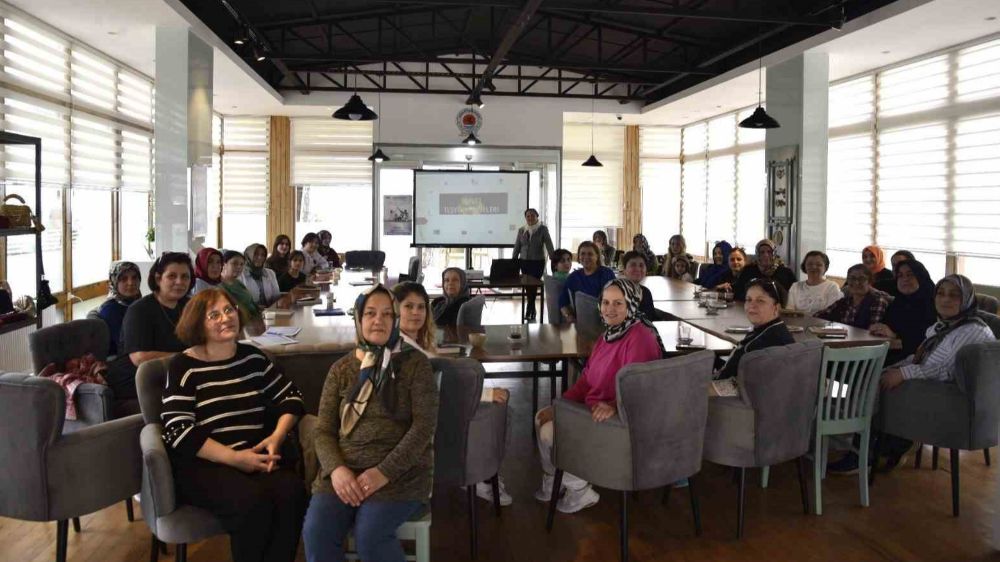 Samsun Büyükşehir Belediyesi kadınlara girişimcilik eğitimi verdi
