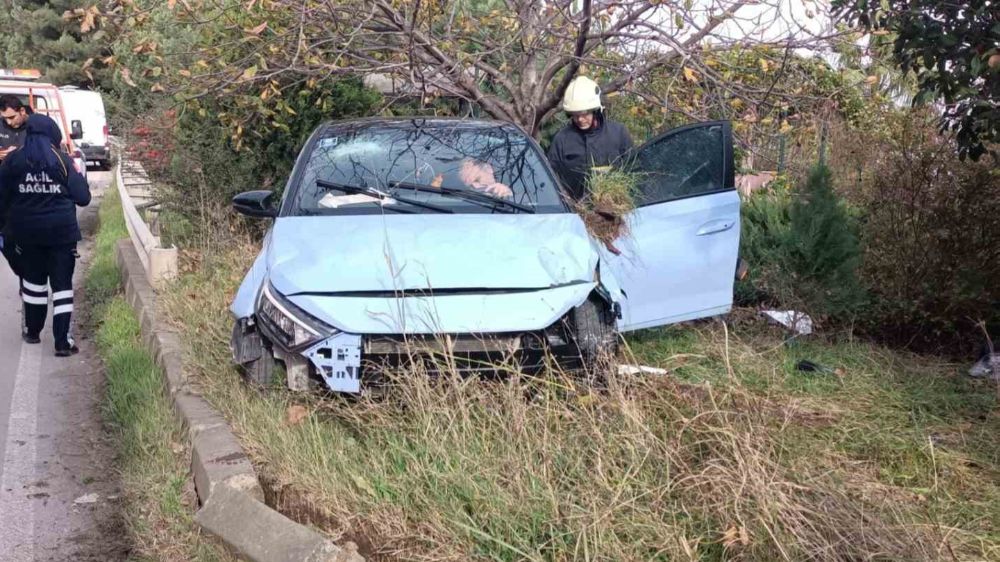 Samsun’da otomobil sürücüsü direksiyon hakimiyeti kaybetti, takla attı: 1 yaralı