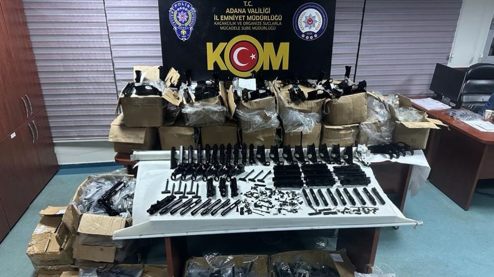  Silah yapımında kullanılan 2 bin 420 parça malzeme ele geçirildi; 1 tutuklu