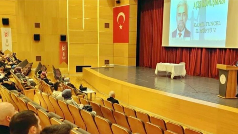 Sinop'ta Aileyi Ayakta Tutan Değerler' Konulu Konferans Düzenlendi