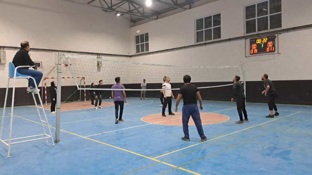 Sultandağı Kaymakamlık Kupası Voleybol Turnuvası Heyecanı Başladı