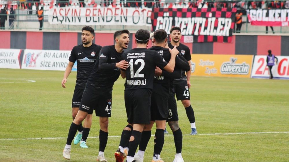 TFF 2. Lig: Vanspor FK: 1 - Beyoğlu Yeni Çarşı Spor Faaliyetleri: 2 şeklinde sonuçlandı