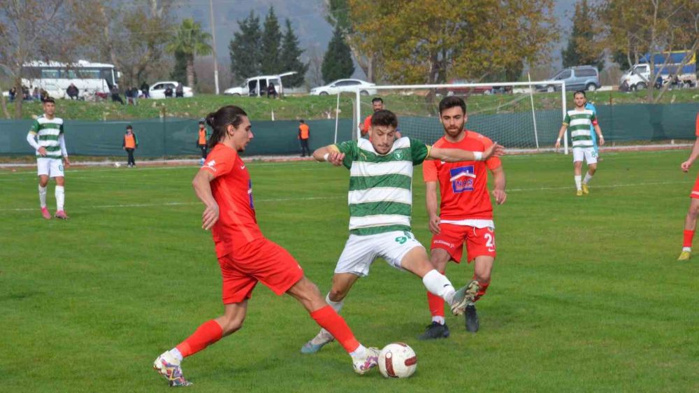 TFF 3. Lig: Efeler SFK: 0 - 1954 Kelkit Hürriyet SK: 1