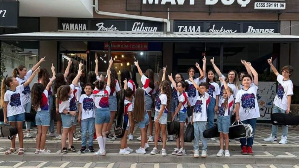 81 Yılda Bir Özel: Yenişehir'de Barış Manço Konseri Heyecanı