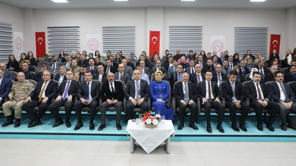 Ağrı’da bir ilk daha: “Türkiye’nin Zirvesinde Eğitim Çalıştayı” programı