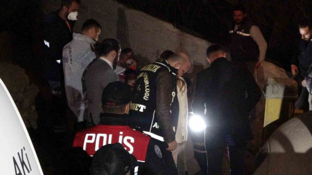 Antalya'da 4 saat arayla 2 ceset bulundu