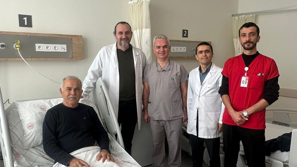 Antalya'da başarılı böbrek kisti ameliyatı