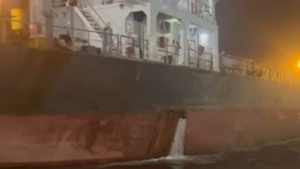 Antalya'da denizi kirleten ticari gemiye ceza yağdı 