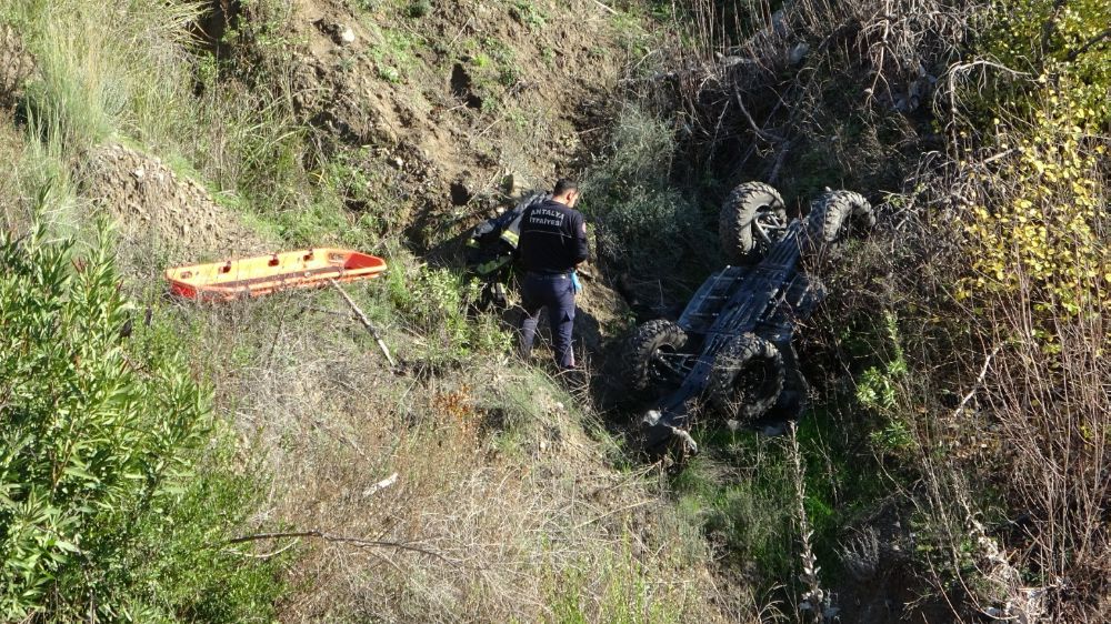 Antalya'da feci kaza: ATV aşağı uçtu, 1 ölü, 1 yaralı