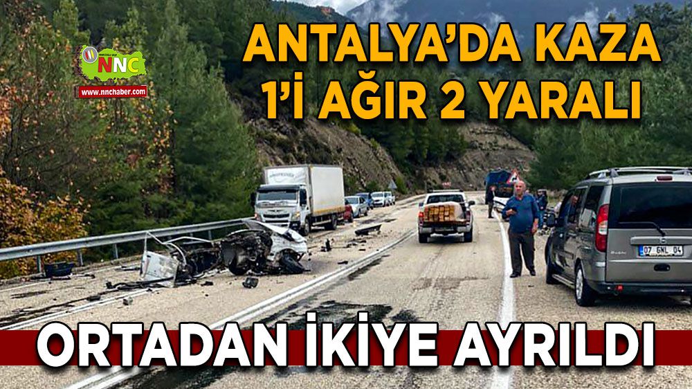Antalya'da trafik kazası Otomobil bu hale geldi