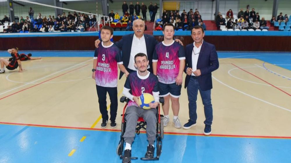 Engelliler Derneği, Yenişehir'de Cumhuriyet Kupası'nda İlk Maçını Kazandı