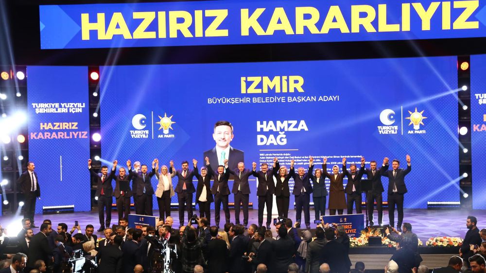 İzmir'de AK Parti'nin Büyükşehir Belediye Başkan Adayı Hamza Dağ Oldu