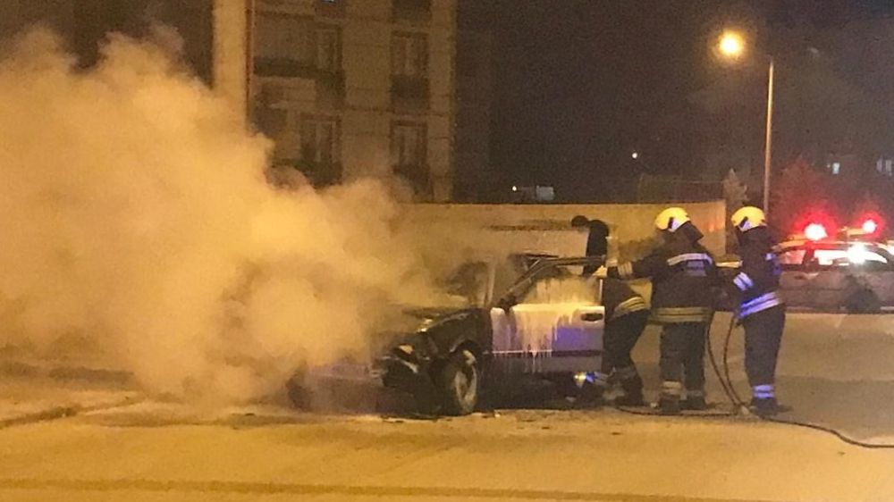 Konya'da seyir halindeki otomobilde yangın 