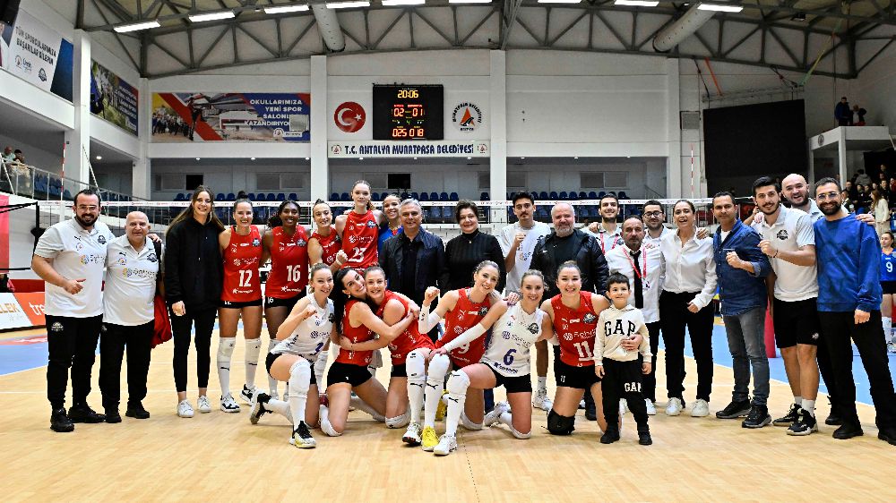 Muratpaşa Belediyesi Sultanları, Çukurova Belediyespor Karşısında 3-1'lik Galibiyetle Parladı