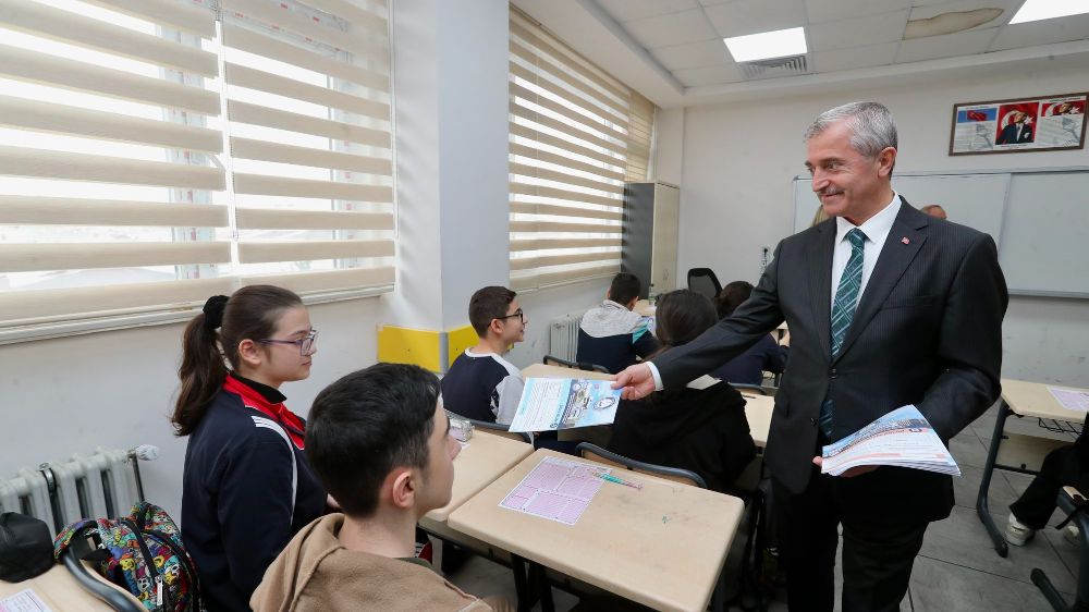 Şahinbey Belediyesi’nden öğrencilere deneme sınavı desteği