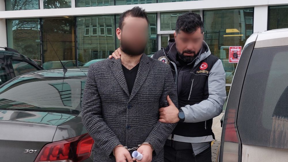 Samsun'da sattığı uyuşturucuyla yakalanan şahıs tutuklandı