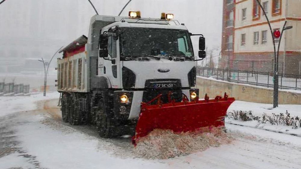 Şırnak Belediyesinden etkili kar yağışından dolayı vatandaşları uyardı