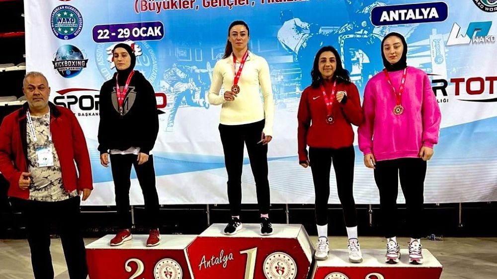 Türkiye Kick Boks Şampiyonasında Elazığ rüzgarı