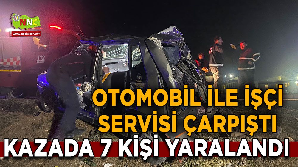 Uşak'ta kaza 7 yaralı Otomobille servis çarpıştı