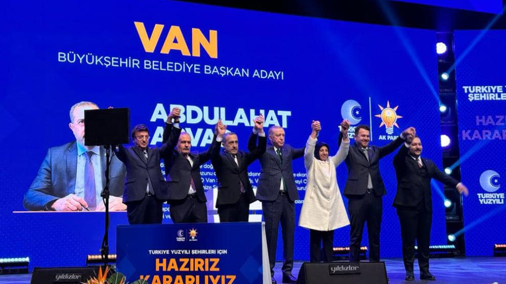 Van'da AK Parti'nin Belediye Başkan Adayı Abdulahat Arvas Oldu