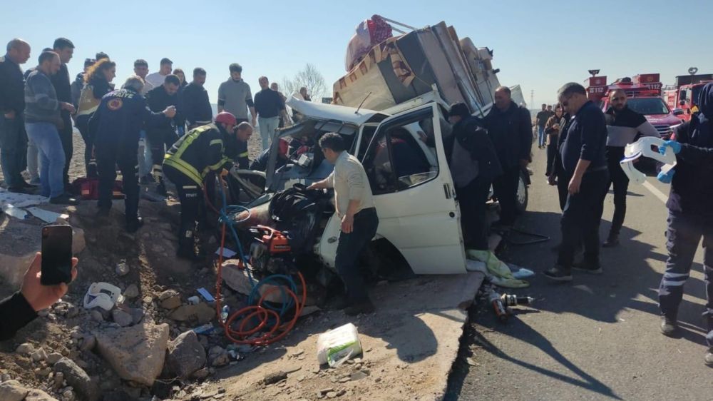 Amasya-Samsun Karayolunda Trafik Kazası: 6 Kişi Yaralandı
