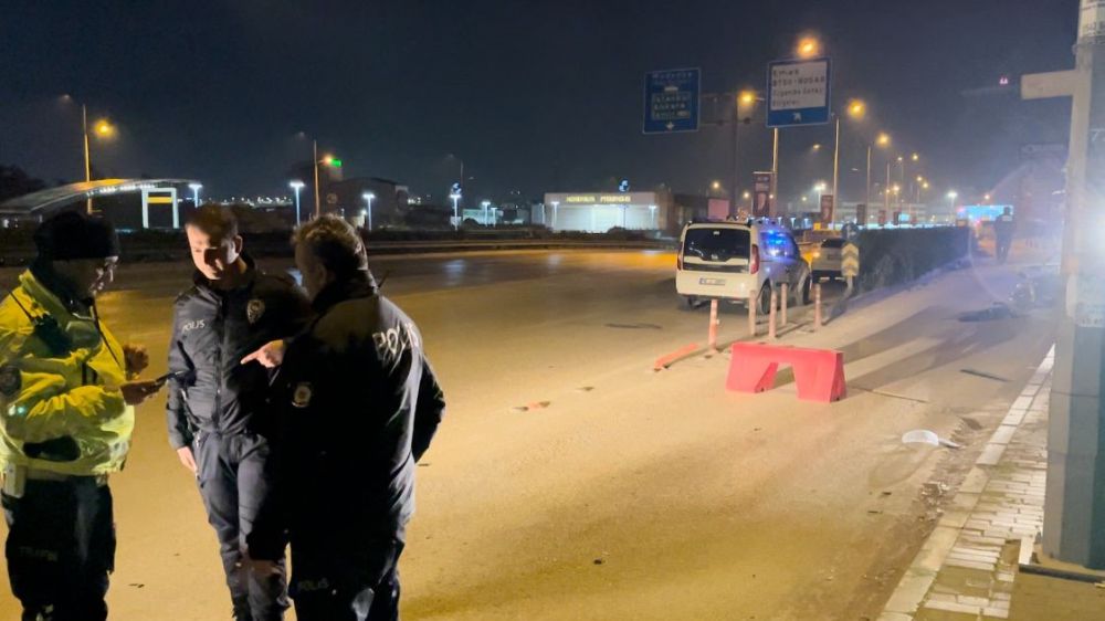 Bursa'da Lüks Motosiklet Kazası! Sürücü Hafif Yaralandı