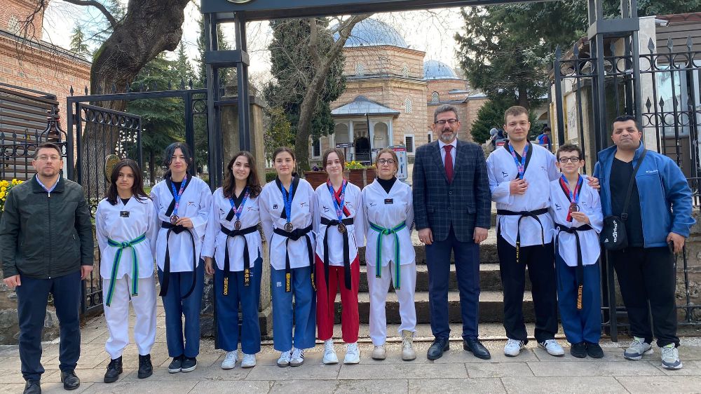 Bursa'dan Taekwondo Başarısı: 11 Madalya Kazandılar