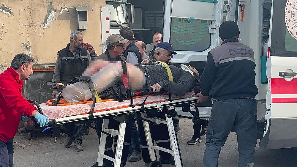 Gebze'de Vinç Halatı Koptu! İşçi Ağır Yaralandı!