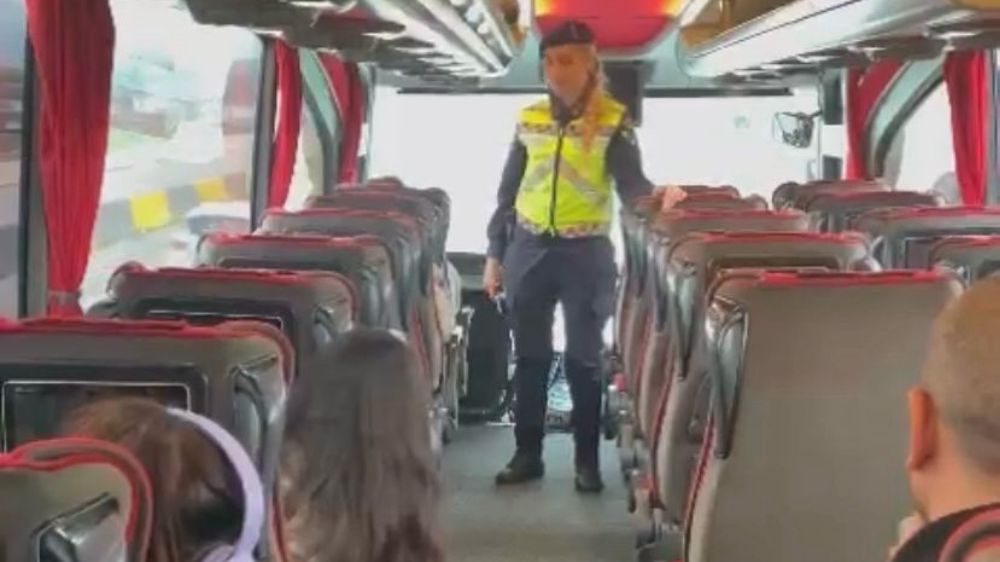 Jandarma Trafik Ekipleri Otobüslerde Emniyet Kemeri Kullanımını Denetliyor