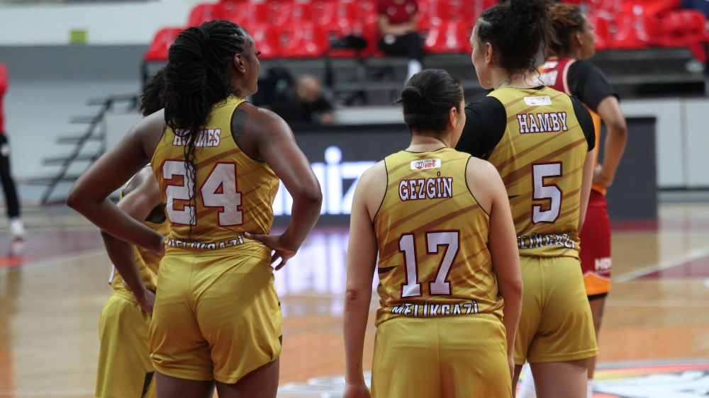 Melikgazi Kayseri Basketbol'da 4 Oyuncu Çift Haneli Sayılara Ulaştı!