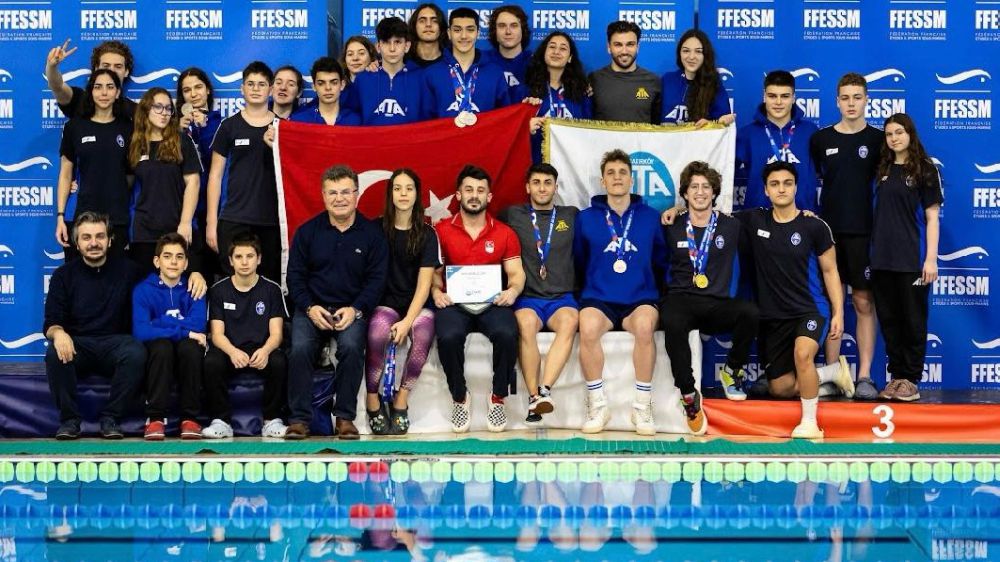 Paletli Yüzmede Tarihi Başarı: Bakırköy Ata Spor Kulübü Dünya İkincisi!