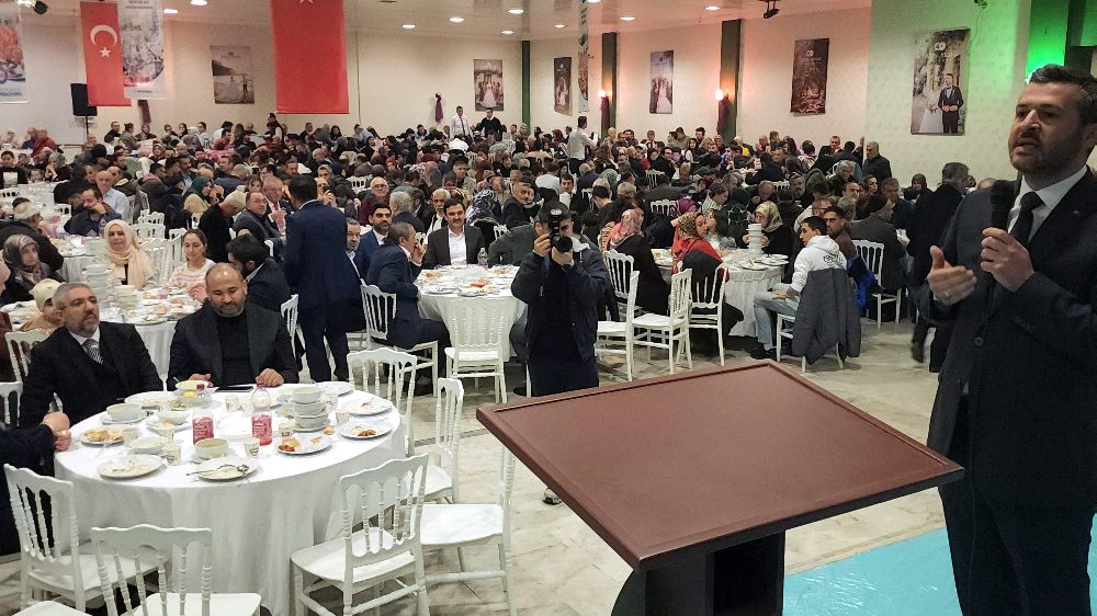 AK Parti Karabük Belediye Başkan Adayı Özkan Çetinkaya iftar programında