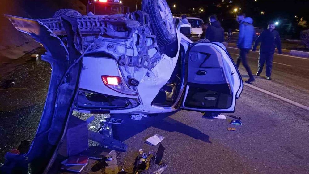 Belen'de Otomobil Ters Döndü: Sürücü Yaralı