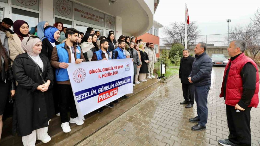 Bingöl Valisi Ahmet Hamdi Usta, 100 Öğrencinin Mardin Gezisine Uğurladı!