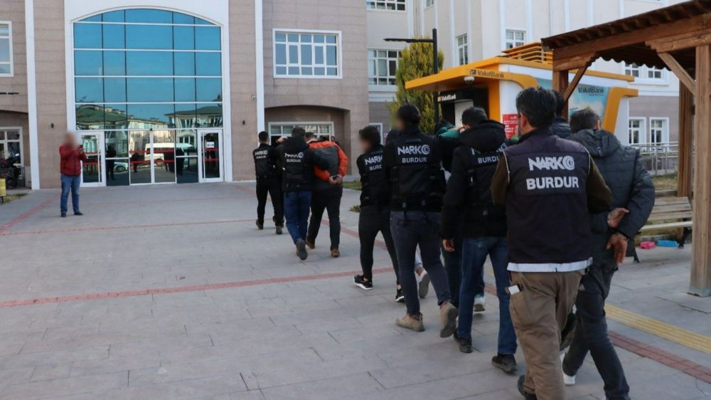 Burdur'da Uyuşturucu Operasyonu