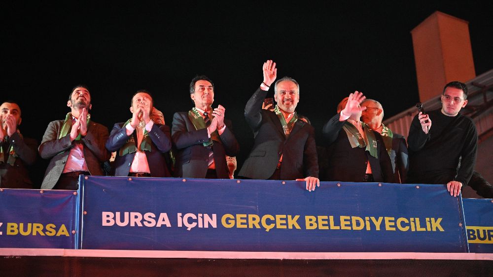 Bursa'da Büyük Coşku: Başkan Aktaş, Vatandaşlarla İftar ve Sahurda Buluştu. - Haberler
