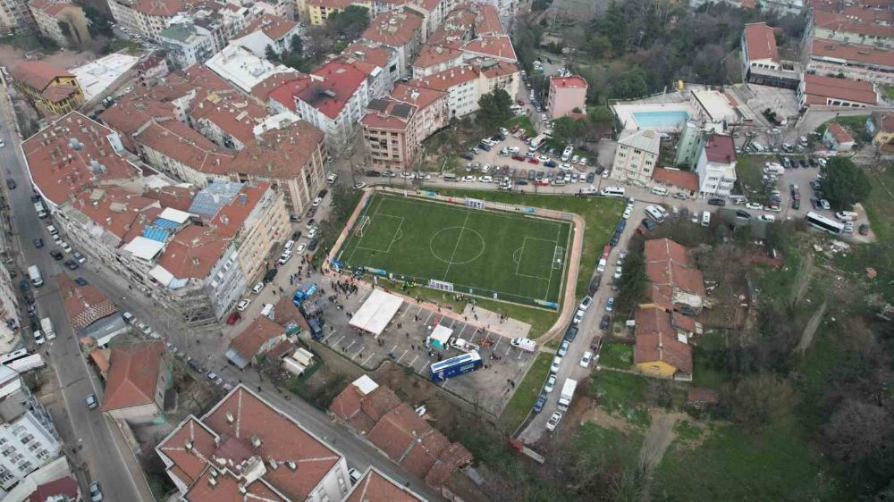 Bursa'da Futbolun Yeni Adresi: Nafiz Caşka Talimhane Futbol Sahası