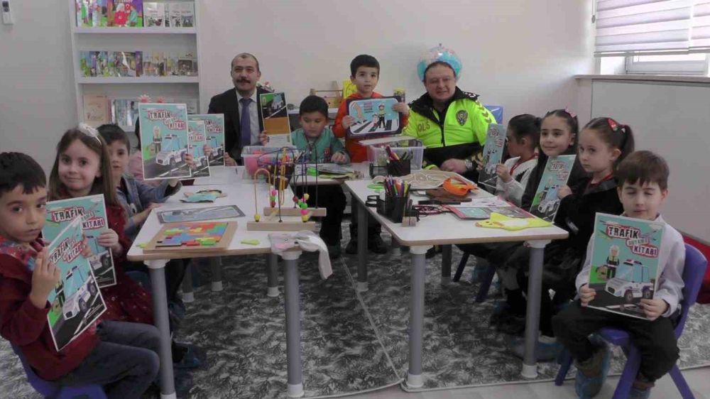 Çocuklar İçin Özel Oda: Kırşehir'de İstiklal Marşı Anma Etkinliği