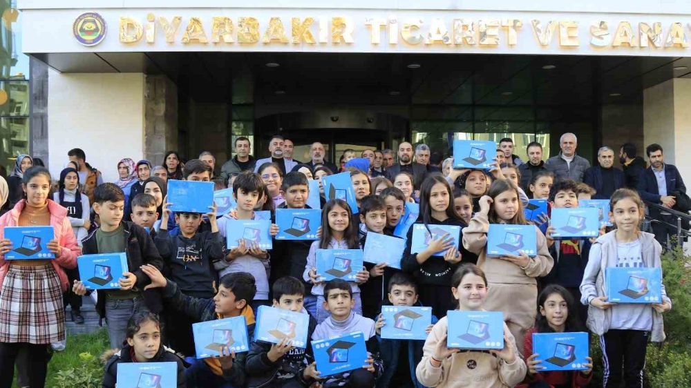 DTSO’nun Kürtçe seçmeli ders seçenlere tablet desteği başvurusu  22 Mart’ta son-Haberler 