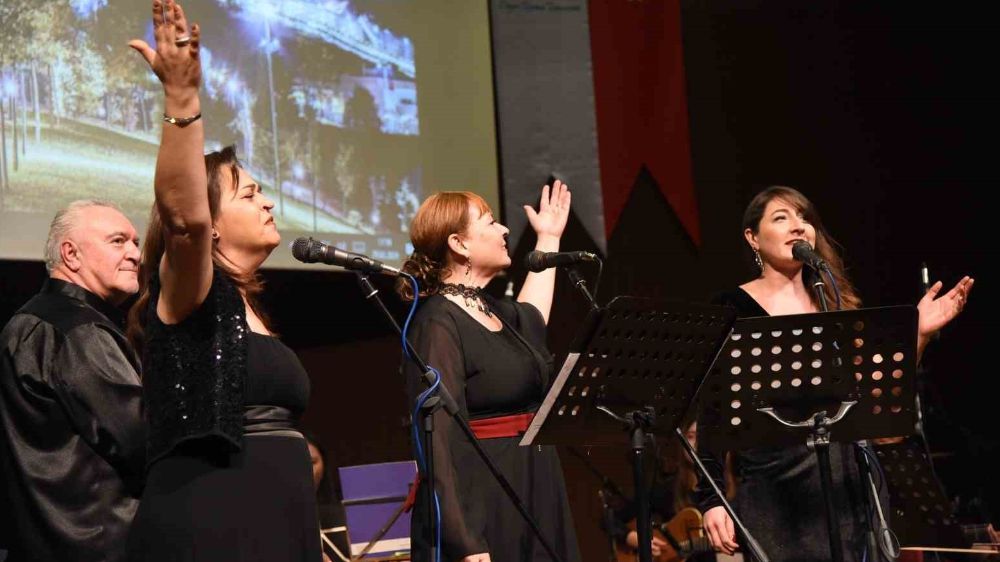 Dünya Kadınlar Günü Kadın Orkestrası Konseri Düzenlendi