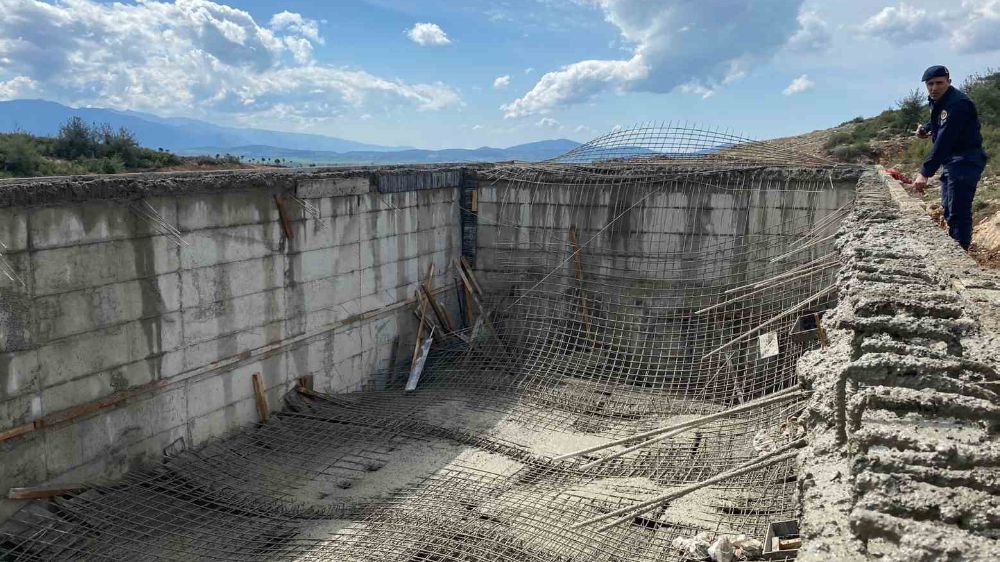 Düziçi Alibozlu Köyü'nde Beton Dökümü Sırasında Çökme: 4 İşçi Yaralı - Haberler