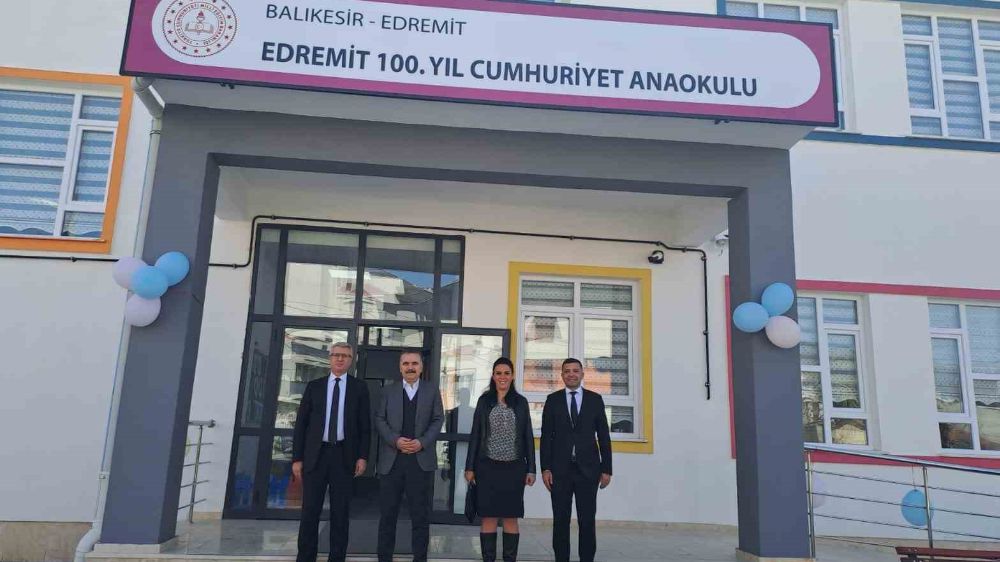 Edremit'te Yeni Okullar Faaliyete Başladı: İlk Gün Heyecanı