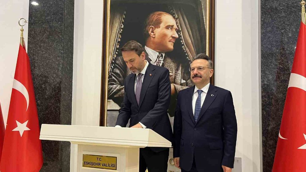 Enerji ve Tabii Kaynaklar Bakanı Bayraktar Eskişehir'i ziyaret etti