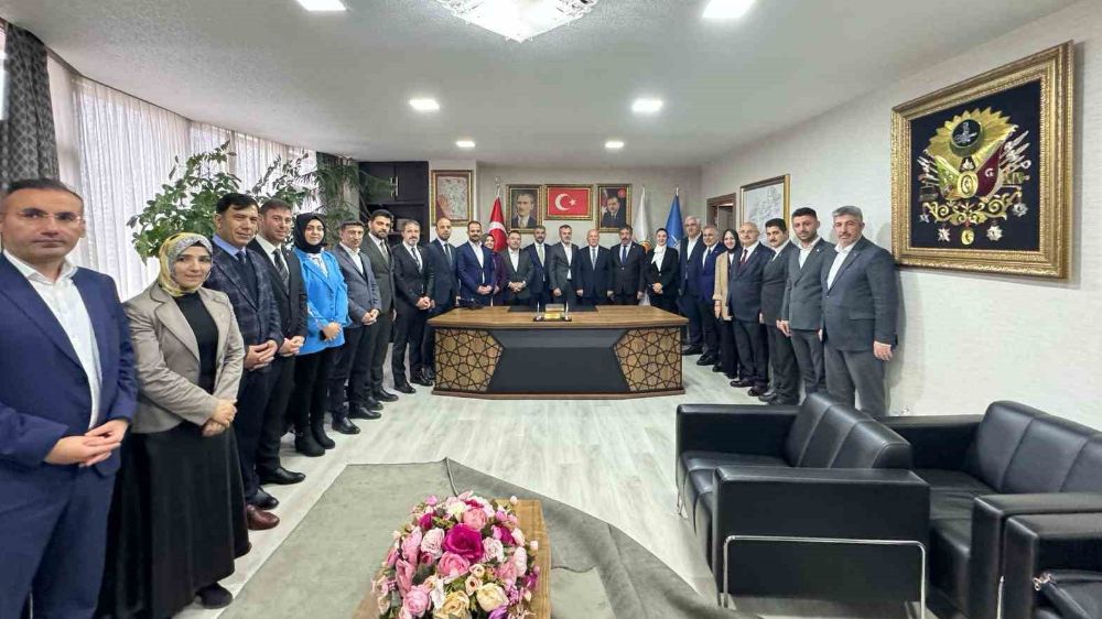 Erzurum AK Parti Erzurum İl Başkanlığı’nda  seçim zirvesi 