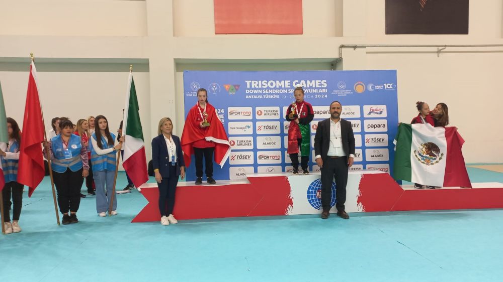 Erzurumlu sporcu Jimnastik şampiyonasında dünya ikincisi oldu