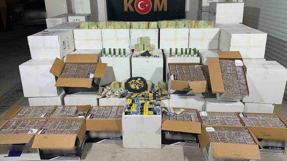 Eskişehir'de Kaçakçılık Operasyonunda 4 Şüpheli Yakalandı