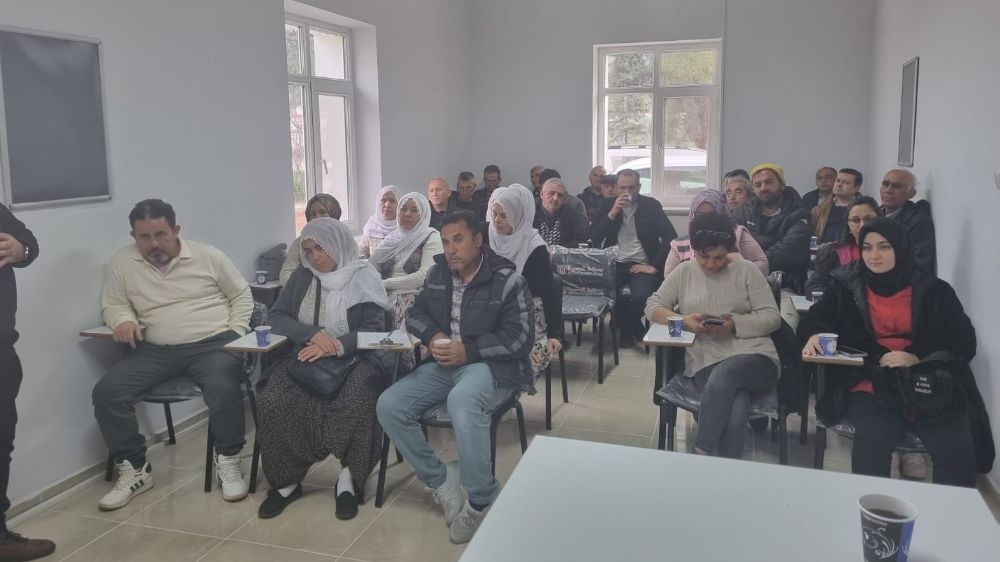 Eskişehir'de Yaprağı Yenen Sebzelerde Kalıntı ile Mücadele Toplantısı Gerçekleştirildi - Haberler