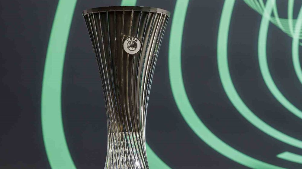 Fenerbahçe Avrupa Konferans Ligi'nde Çeyrek Finali Kovalıyor!