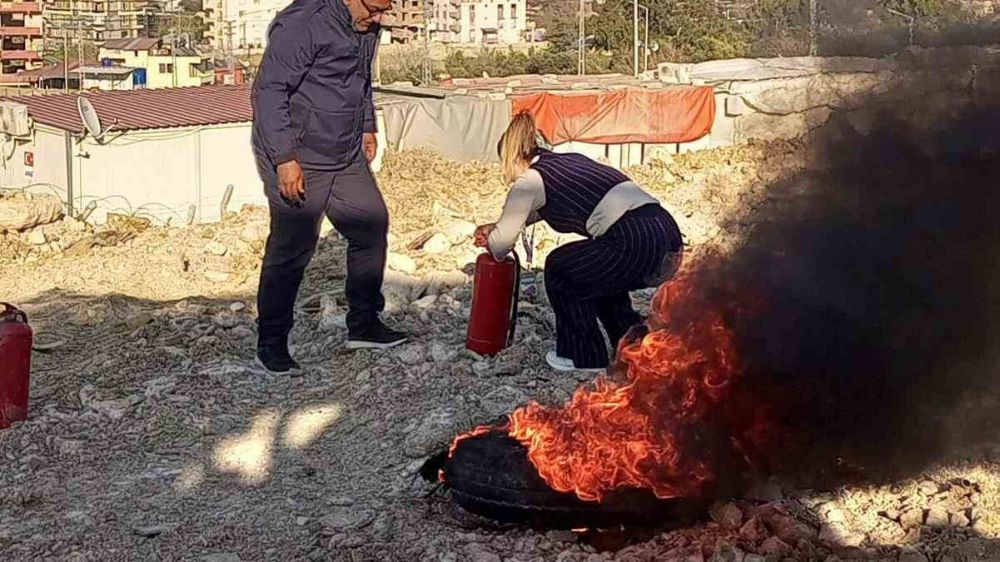 Hatay'da Konteyner Kentte Yangına Karşı Eğitim!
