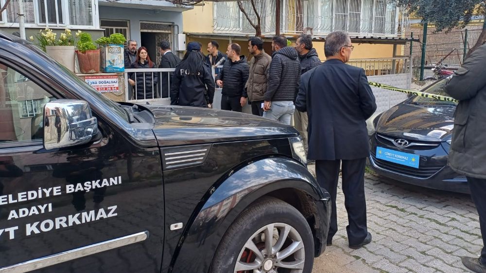 İYİ Parti Nazilli Belediye Başkan Adayı Cüneyt Korkmaz’ın Aracı Kurşunlandı - Haberler 